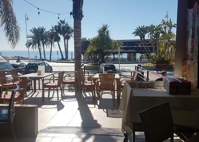 Nice Seafront Apartment
